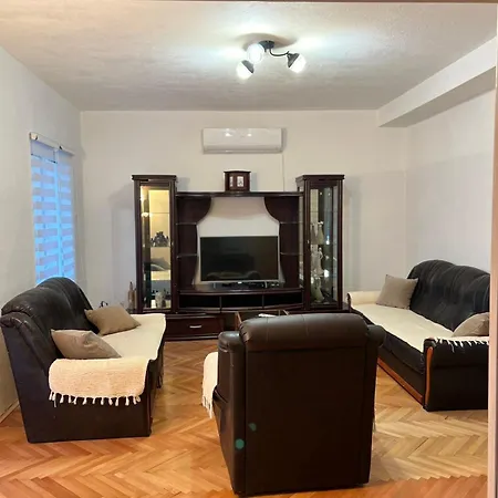 קוטור Apartmani Bubanja מראה חיצוני תמונה