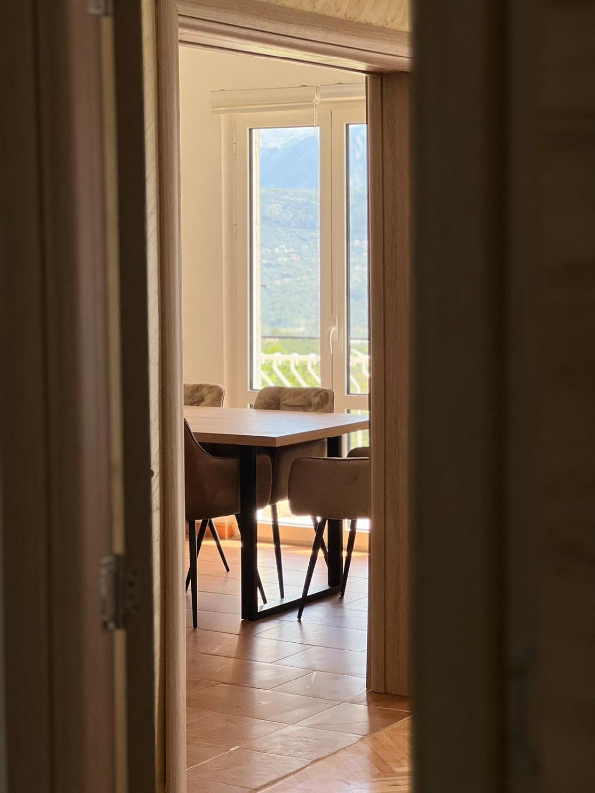 Bubanja With Shared Pool Apartment