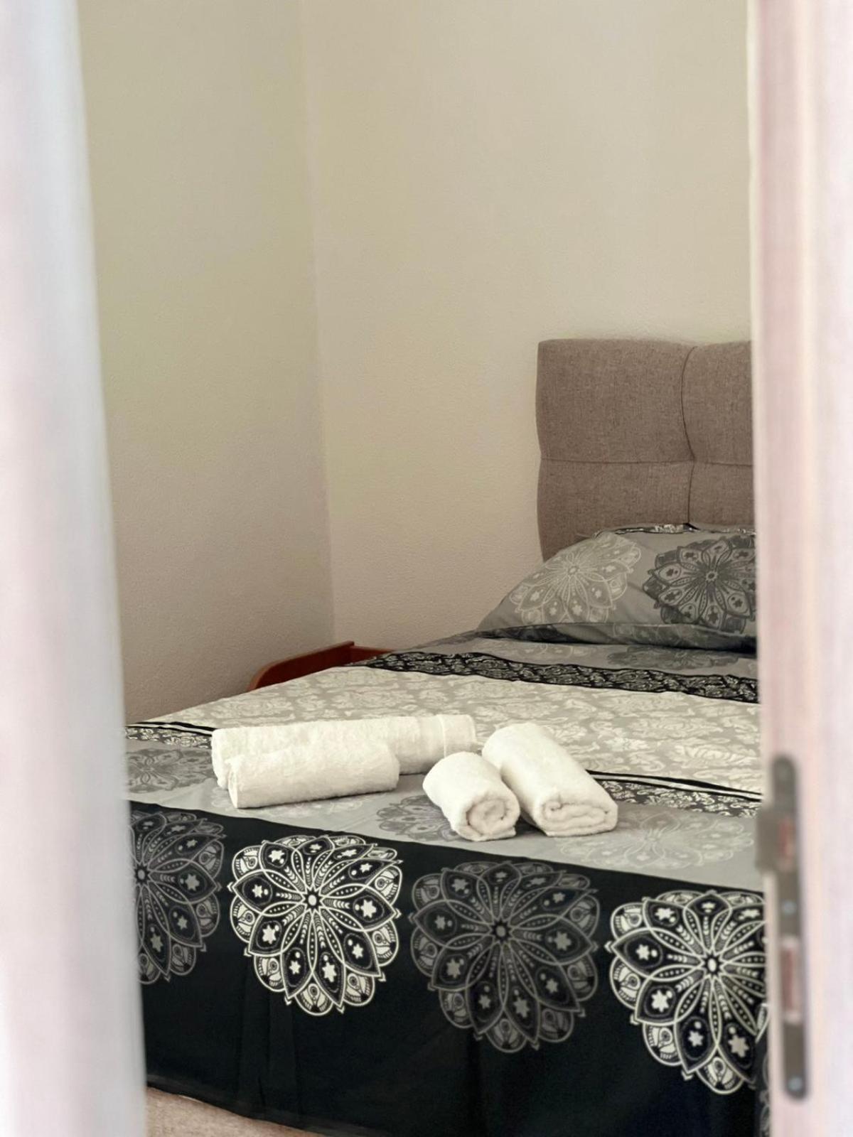 Apartment Bubanja With Shared Pool *