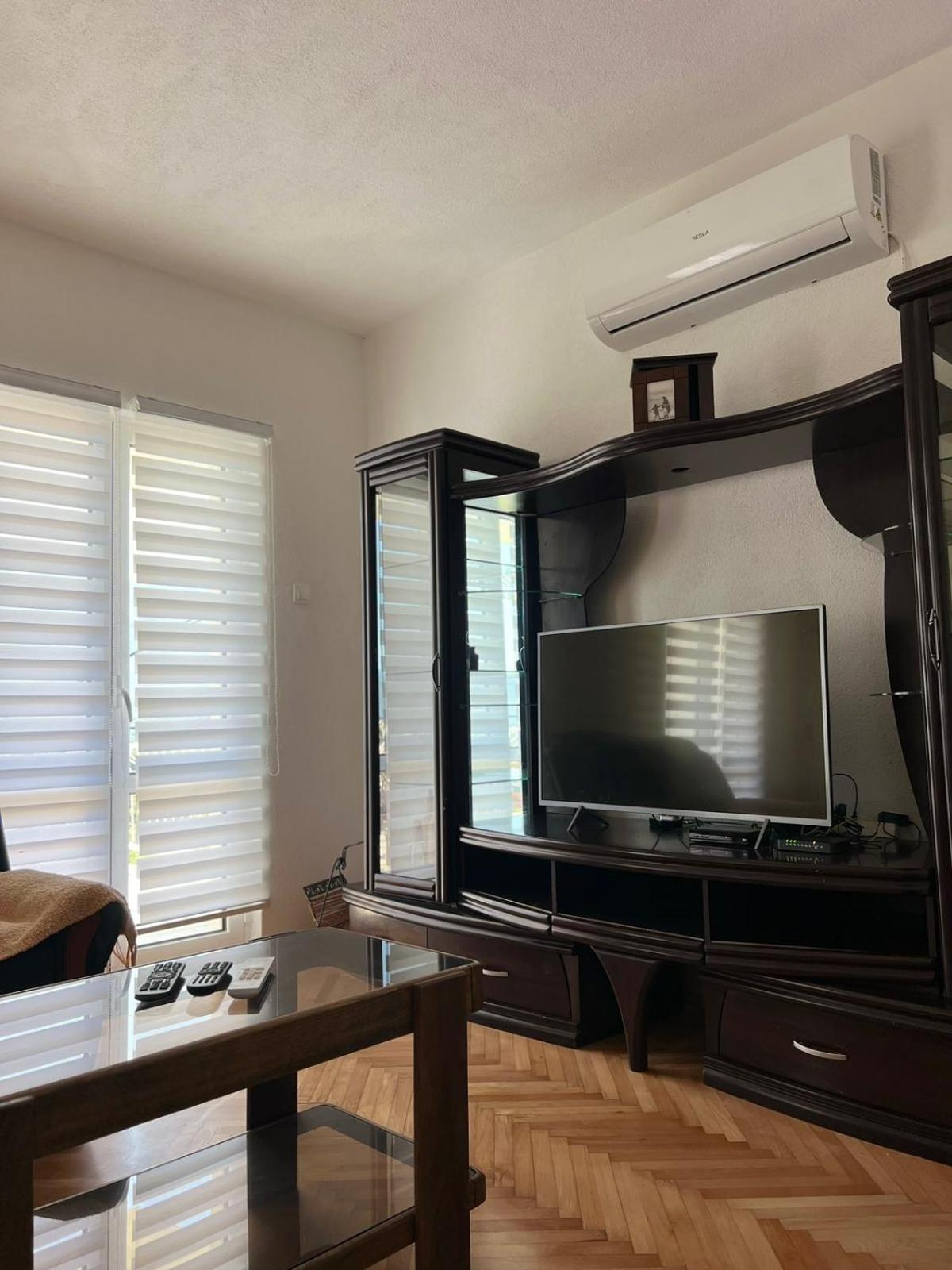 Apartment Bubanja With Shared Pool *